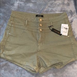 **BRAND NEW** Olive Green High Waisted Shorts